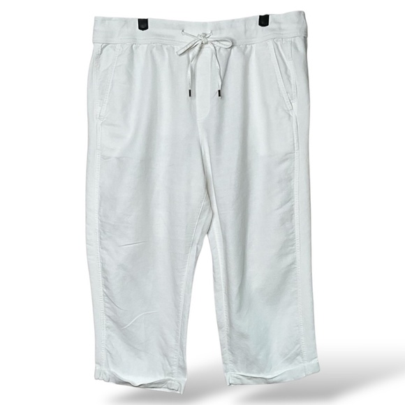 GAP Linen / Cotton Blend White Capri Length Pants Drawstring / Stretch Waist L - Picture 1 of 9